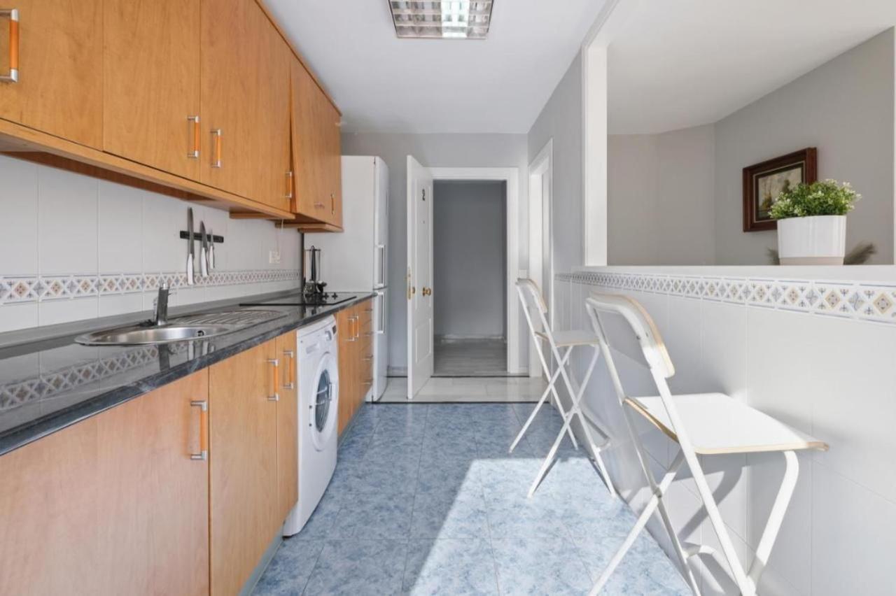 מאלגה Apartamento En Calle Cuarteles De Dos Habitaciones מראה חיצוני תמונה