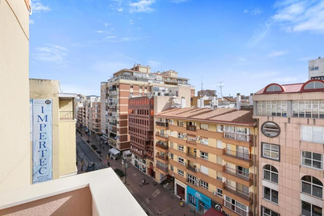 מאלגה Apartamento En Calle Cuarteles De Dos Habitaciones מראה חיצוני תמונה